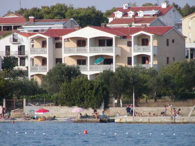 Adria Apartments Биоград-на-Мору Экстерьер фото