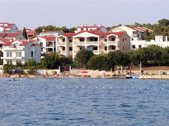 Adria Apartments Биоград-на-Мору Экстерьер фото